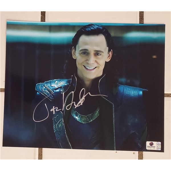 Tom Hiddlstone Signed 8x10 Photo.  Loki.  Global Authentics COA.