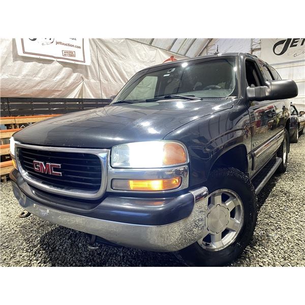 A12O -- 2005 GMC YUKON, GREY, 364721 KMS, 4X4
