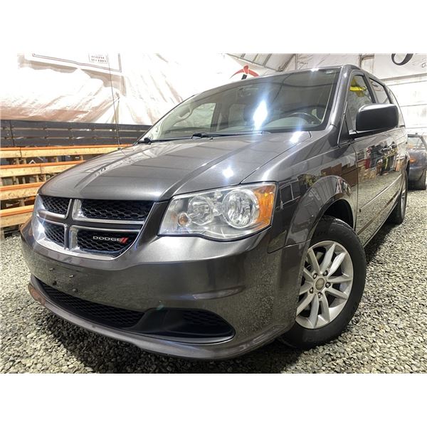 C6T -- 2015 DODGE GRAND CARAVAN, GREY, 215591 KMS, FRONT WHEEL DRIVE