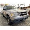 Image 8 : A12ZN -- 2005 FORD EXPLORER SPORT TRAX, GREY, 187747 KMS, 4X4