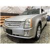 Image 2 : B1 -- 2006 CADILLAC SRX, GREY, 231626 KMS, REAR WHEEL DRIVE
