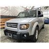 Image 2 : B3 -- 2008 HONDA ELEMENT, SILVER, 232097 KMS, 4 WHEEL DRIVE