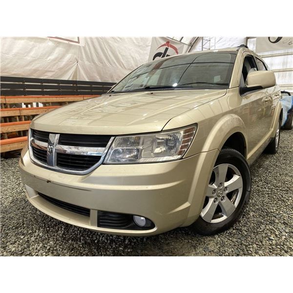 D1 -- 2010 DODGE JOURNEY SXT, GOLD, 184347 KMS, FRONT WHEEL DRIVE