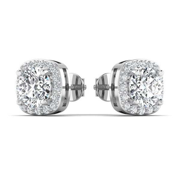 Gold & Lab  Diamond 6.00 Cts Ear Studs