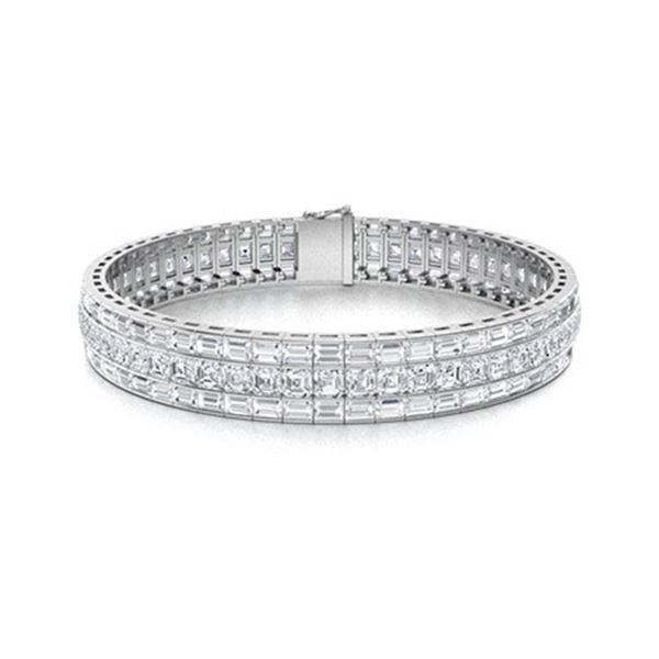 Gold & White Diamonds 27.52 Cts Bracelet