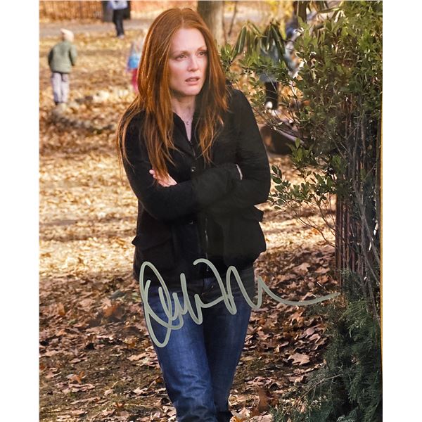 Julianne Moore signed photo
