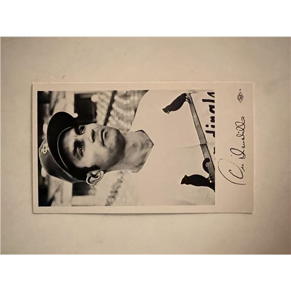 Vic Davalillo facsimile signed photo. 3x5 inches