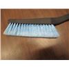Image 2 : NEW/STORE CLOSE-OUT:  36" SNOW BRUSH