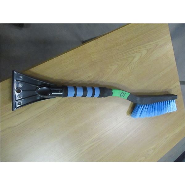 NEW (STORE CLOSE-OUT):  24" SNOW BRUSH