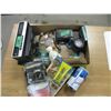 Image 2 : FLAT C/W CLOCK RADIO, LIGHT, WALLETS, ETC