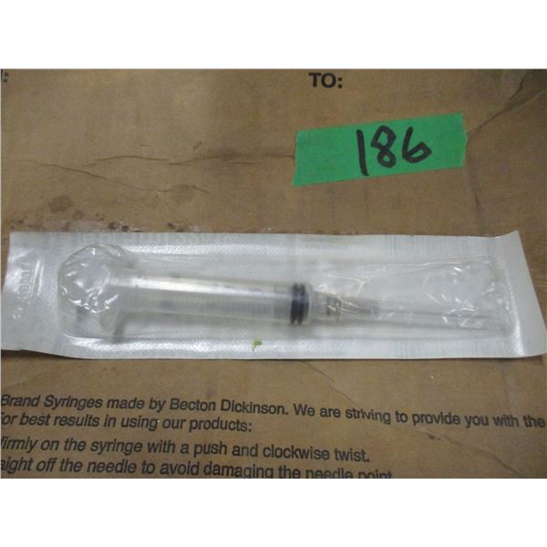 FREIGHT DAMAGE (AS IS):  CASE OF 5 ML SYRINGES