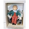 Image 1 : GOEBEL HUMMEL 1990 "MERRY WANDERER" CERAMIC DOLL