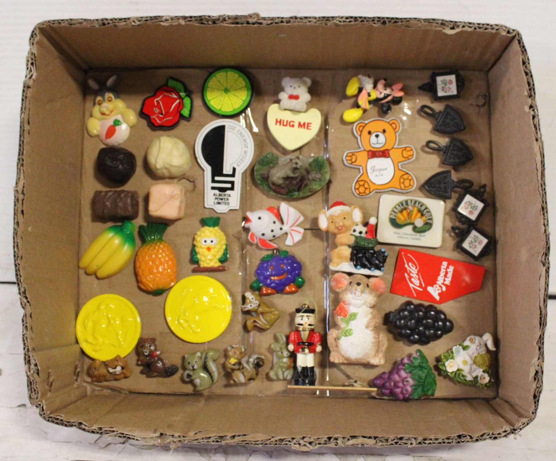 VINTAGE FRIDGE MAGNET COLLECTION