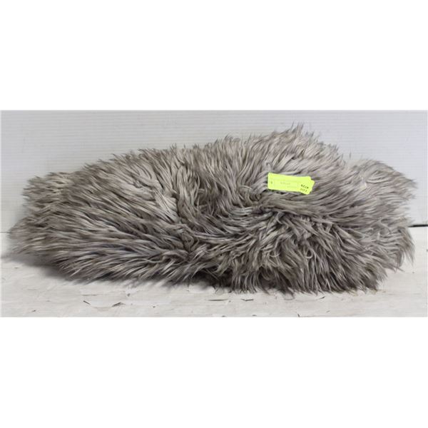 FAUX SHEEPSKIN RUG 69" LONG