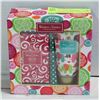 Image 1 : WINTER IN VENICE FOOT LOTION & BATH SOAP