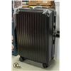 Image 1 : NEW CARRY ON LUGGAGE WITH CUP HOLDER AND USB