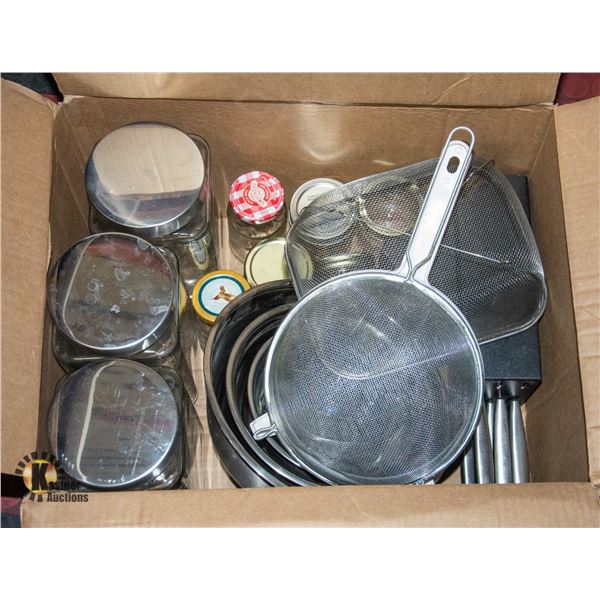 KITCHEN STAINLESS BOWLS, KNIFE SET JARS &
