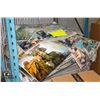 Image 1 : FREIGHT CLAIM CARPET/RUG APPROX 20" X 40"