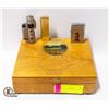 Image 1 : 3 LIGHTERS IN A DECROTIVE BOX - NEED LIGHTER