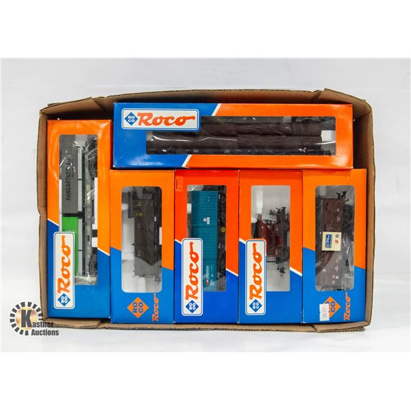 FLAT OF 6 VINTAGE ROCO HO TRAIN CARS