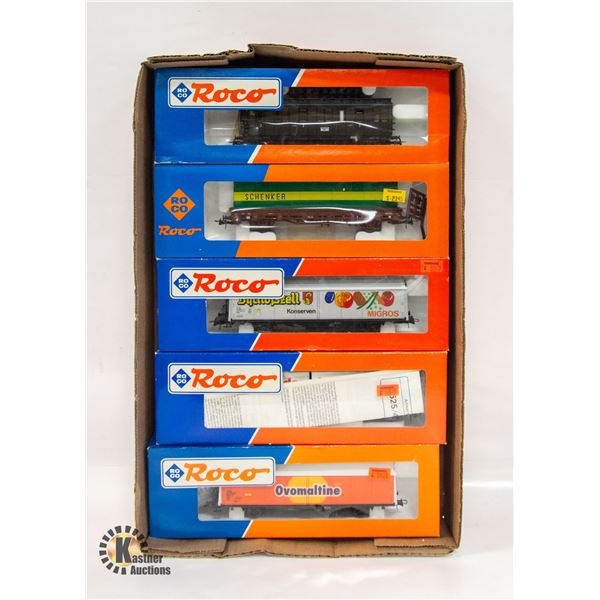 FLAT OF 5 VINTAGE ROCO HO TRAIN CARS