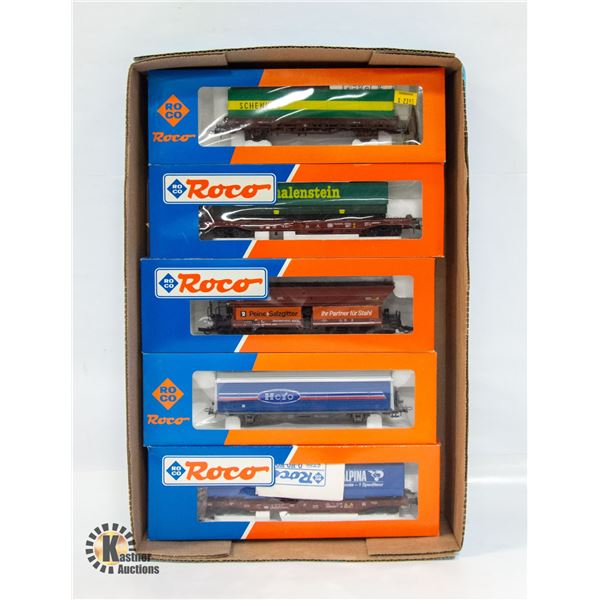 FLAT OF 5 VINTAGE ROCO HO TRAIN CARS