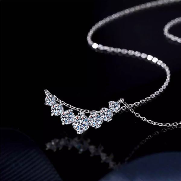 2.8 CT GRA CERTIFIED 7-PRINCESSES STYLE BRILLIANT