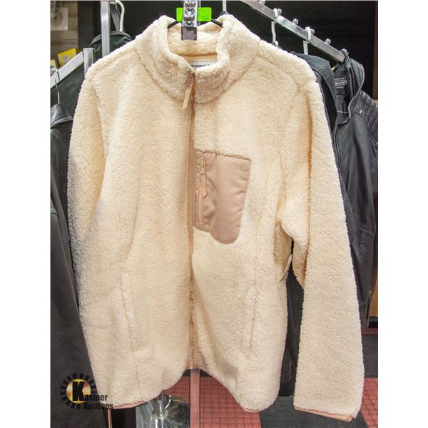 NEW AMAZON BASICS SIZE 2XL WOOLY SWEATER