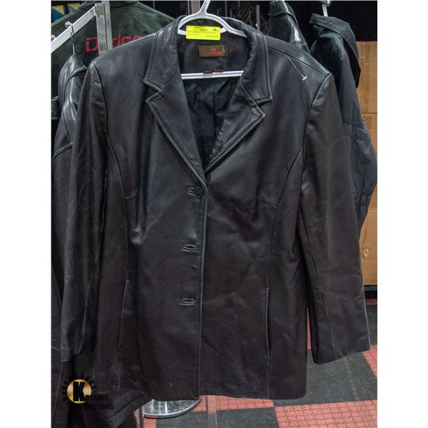 DANIER MENS LEATHER SIZE M COAT-ESTATE