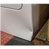 Image 2 : SCRATCH AND DENT WHIRLPOOL DRYER