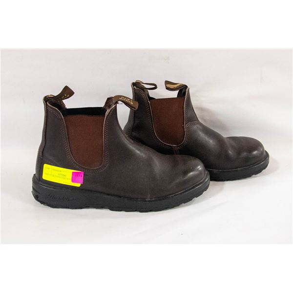 SIZE 9.5 BLUNDSTONE BOOTS