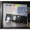 Image 1 : TEAK MUSIC SYSTEM