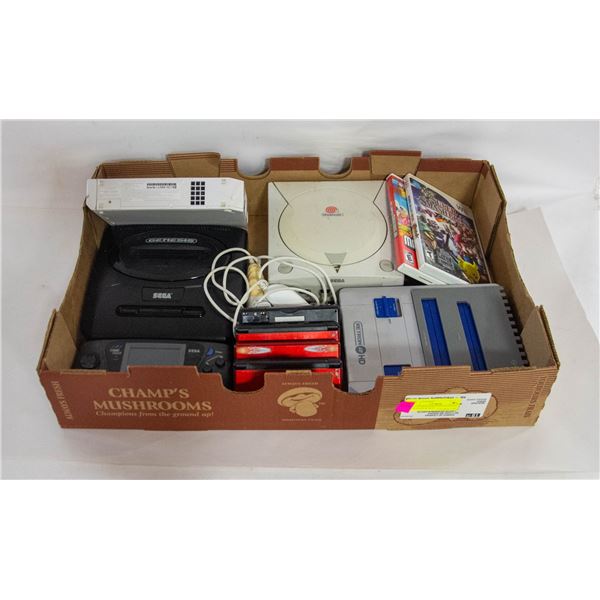 LOT OF SEGA/NINTENDO GAMING CONSOLES & ACC