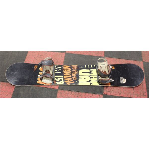 THE MANUAL 159 CHILLY DOG SNOWBOARD