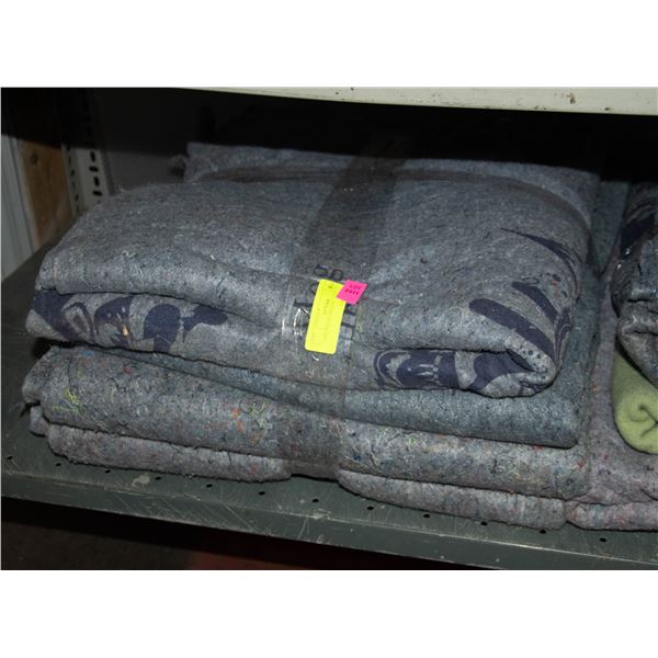 4 MOVING BLANKETS