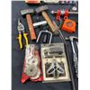 Image 8 : Assorted Tools