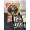Image 2 : Assorted Tools