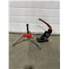 Image 1 : 3 Arm Puller & Grommet Press