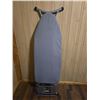 Image 1 : ironing board