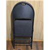 Image 1 : 2 stacking chairs