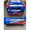 Image 2 : Double Stuf Oreo Chocolate Sandwiches (8 x 116g)