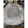 Image 1 : Kirkland Signature Premium Soft Large Dog Bed