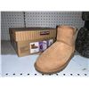 Image 2 : Kirkland Tan Ladies Sherling Lined Boot (size 6)