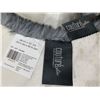 Image 2 : Couture Pets Bed (35in x 40in)
