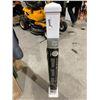 Image 1 : Nuvo Iron Surface Mount Post 3" x 3" x 39 3/4" White