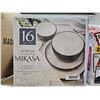 Image 2 : Mikasa Rowan Stoneware Dinnerware 16-piece Set