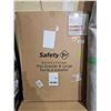 Image 2 : Safety 1st Easy Install Walk Thru Gate GA106CWHO1XY - 29"-47" Wide 36" Tall