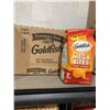 Image 2 : Pepperidge Farm Goldfish Sharp Cheddar Baked Crackers 12 x 167g