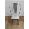 Image 2 : *Metal Chair 44'' x 12''