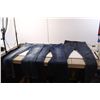 Image 3 : (3) Pairs of Women's Jeans-, Foxy & Siver Sizes 30, 21/31 & Men's Levi Strauss 32/32, As Is